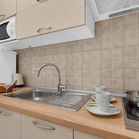 Apartments Anka Брела Екстер'єр фото